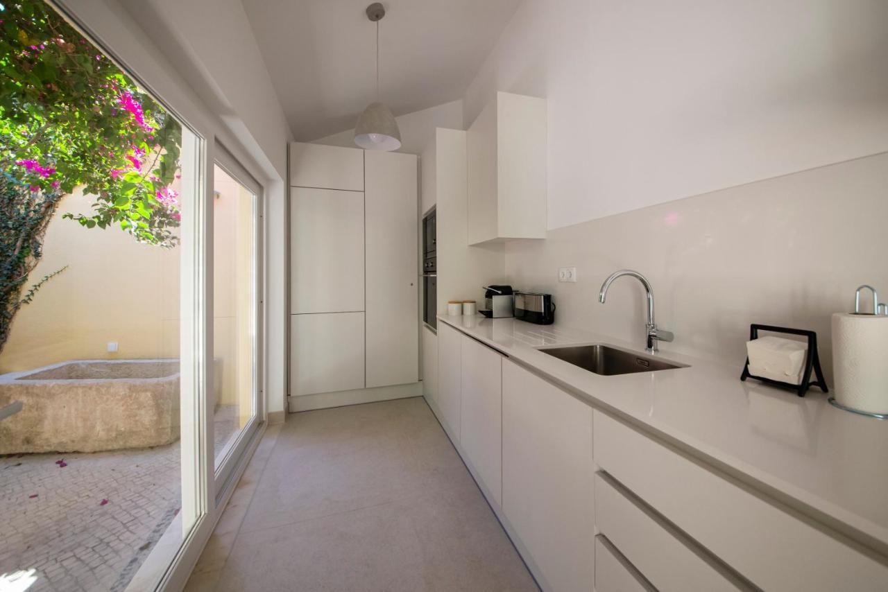Serene Hideaway In Chiado Apartamento *